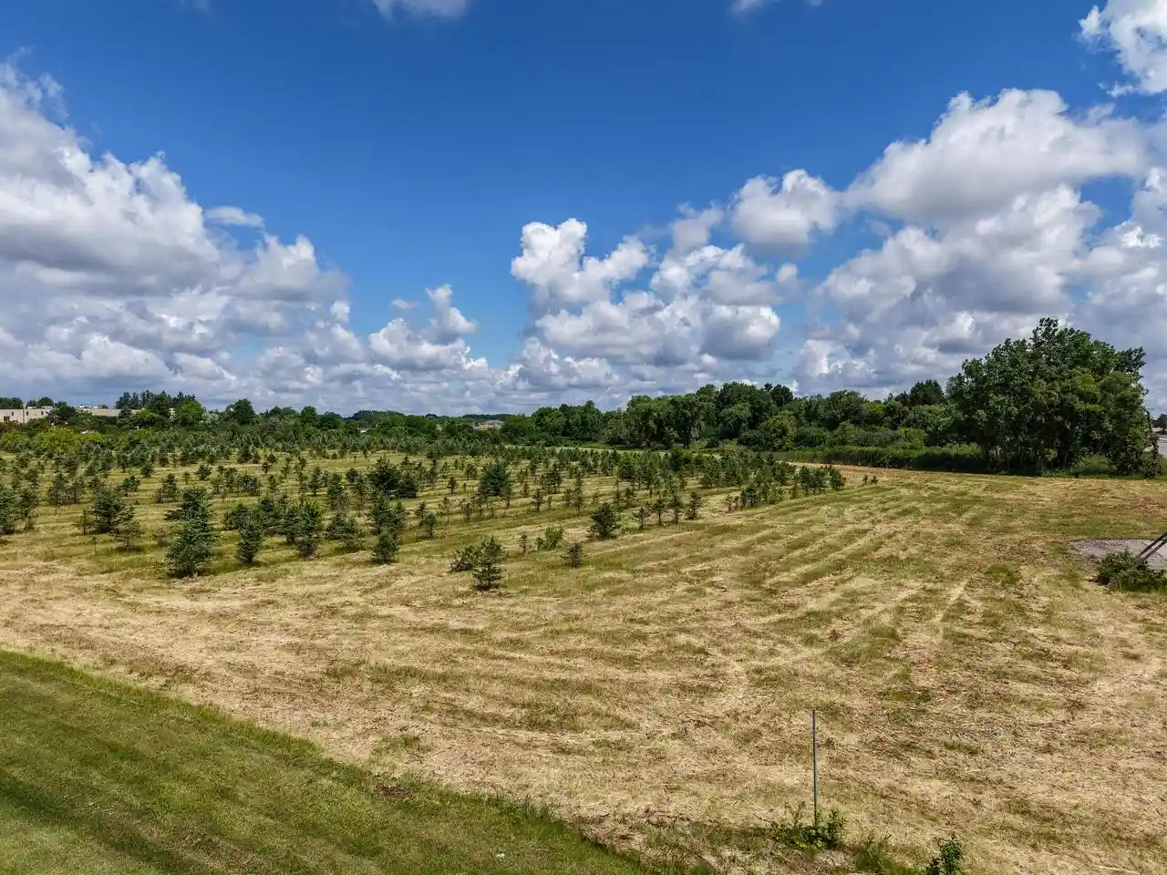 2nd image of 3555 County Hwy P, Jackson, WI 53037 | MLS# 1952366
