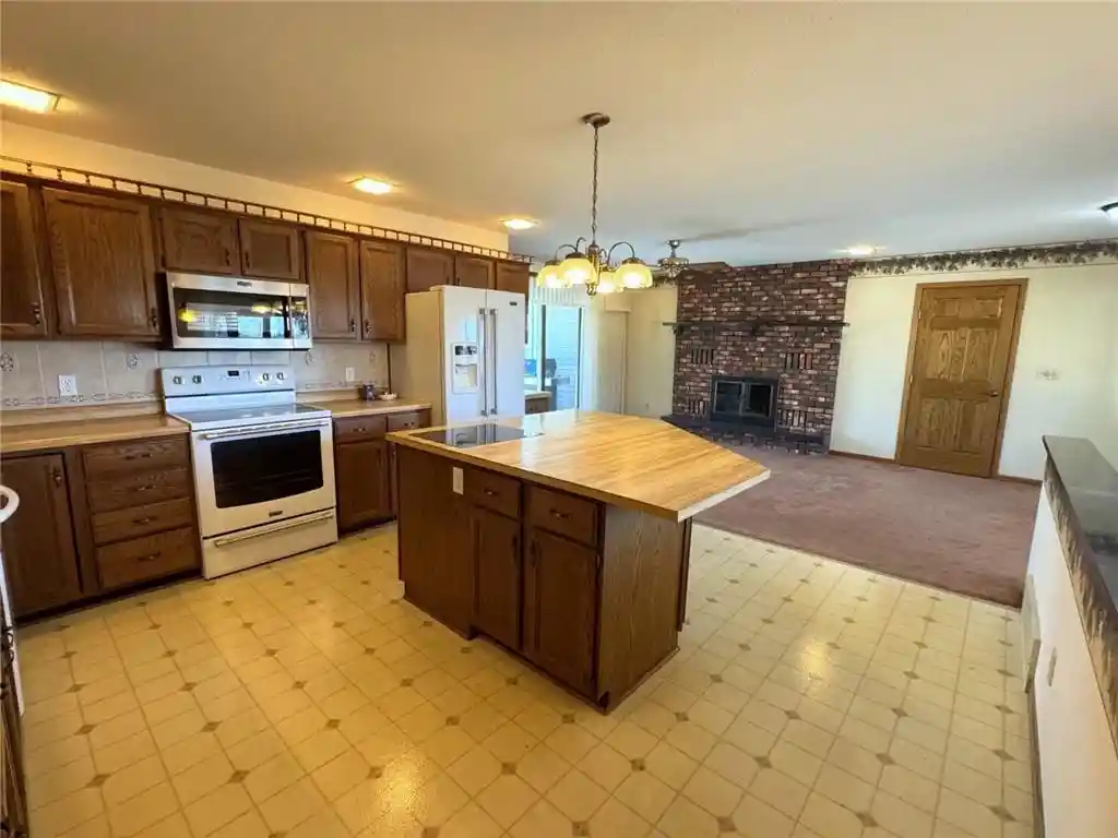 4th image of 812 Oak Street Street, Barron, WI 54812 | MLS# 1598846