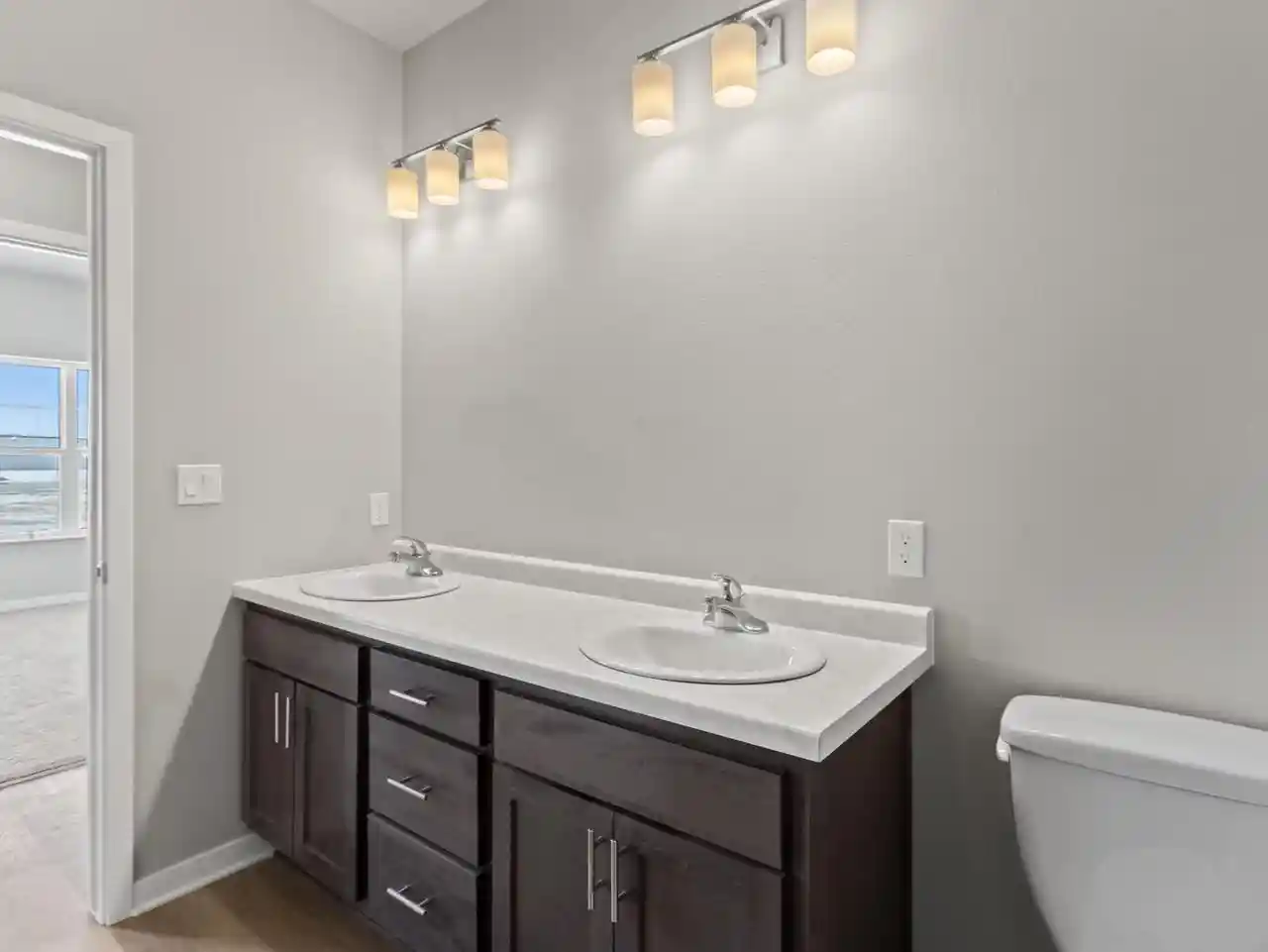 Homes for sale in Kewaskum, WI | 1675 Reigle Dr Dr #Unit 6, Kewaskum, WI 53040 | MLS# 1952549