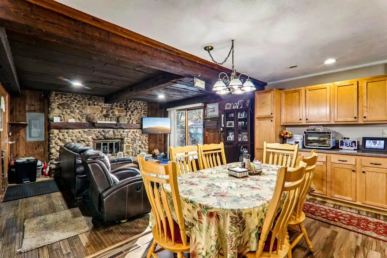 2nd image of 18637 W Karen Lane Lane, Gurnee, IL 60031 | MLS# 1952715