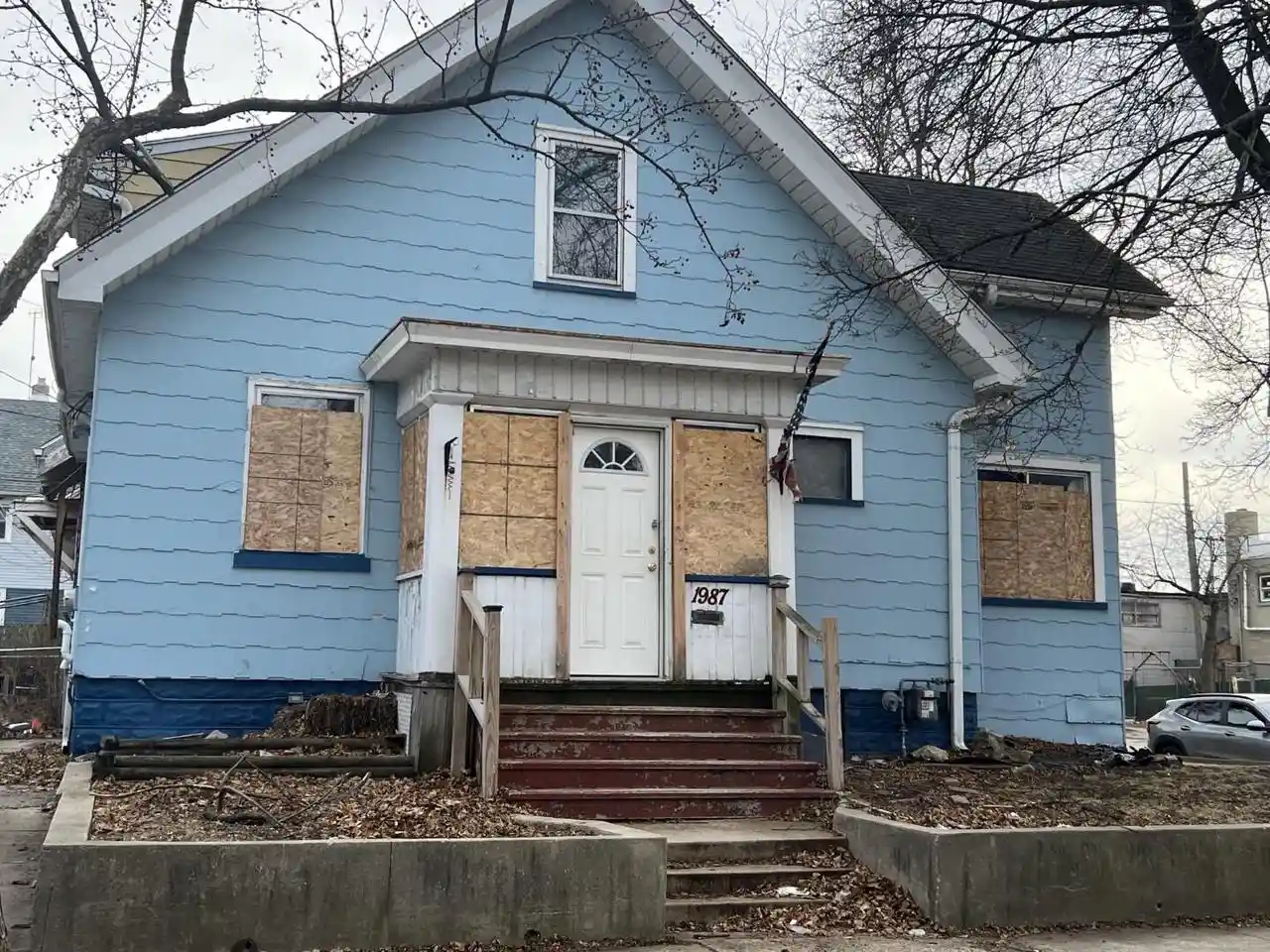 Homes for sale in Milwaukee, WI | 1987 W Melvina Street Street, Milwaukee, WI 53206 | MLS# 1952961