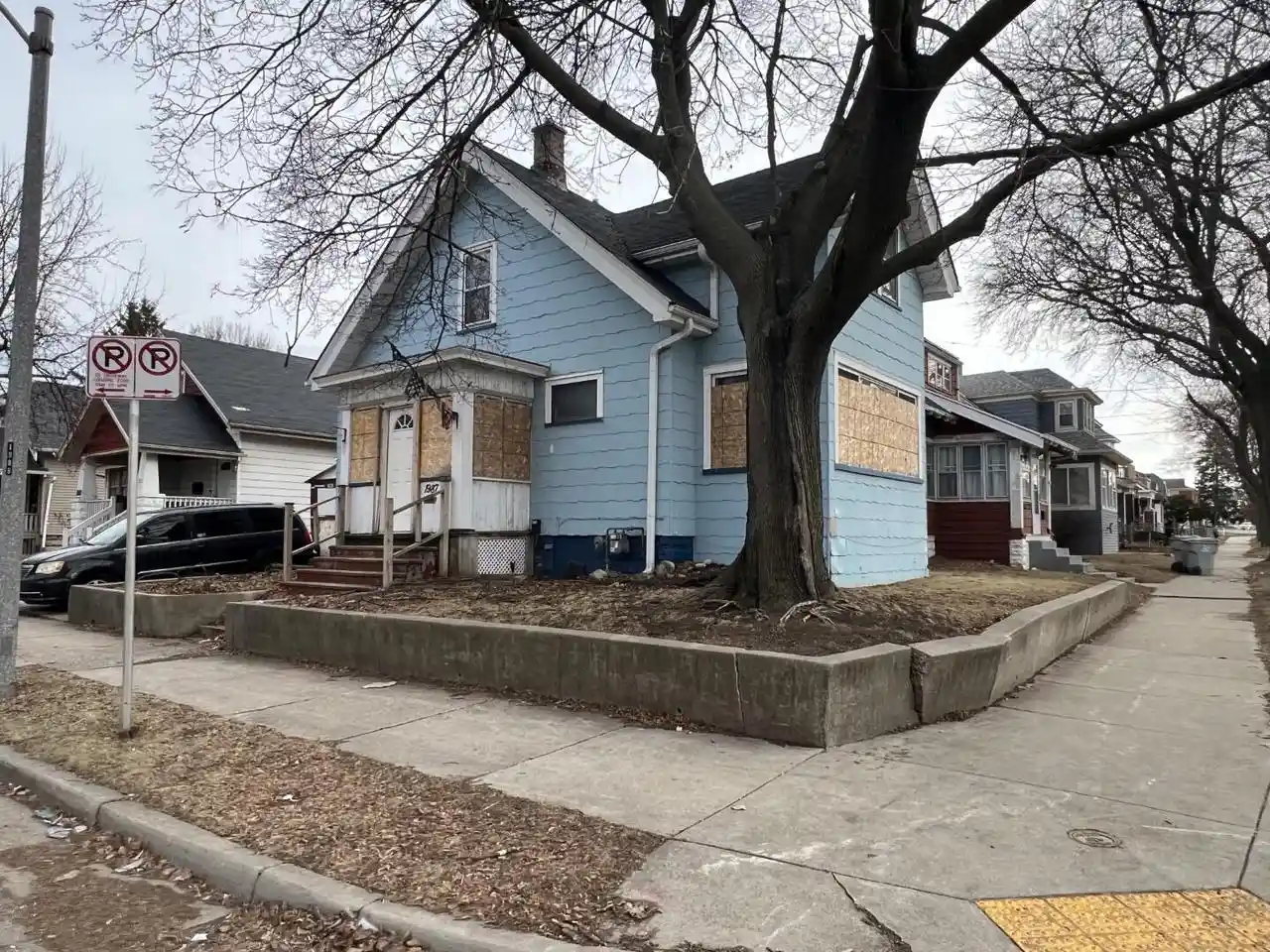 Homes for sale in Milwaukee, WI | 1987 W Melvina Street Street, Milwaukee, WI 53206 | MLS# 1952961