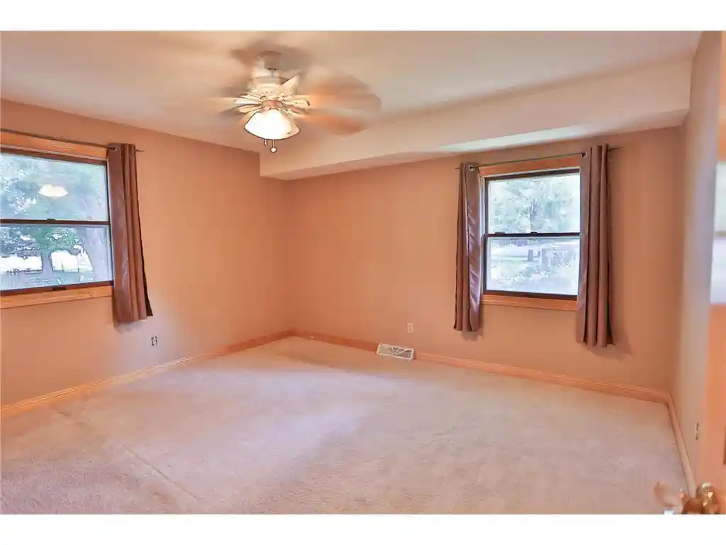 3rd image of 931 Roosevelt Street Street, River Falls, WI 54022 | MLS# 7033779