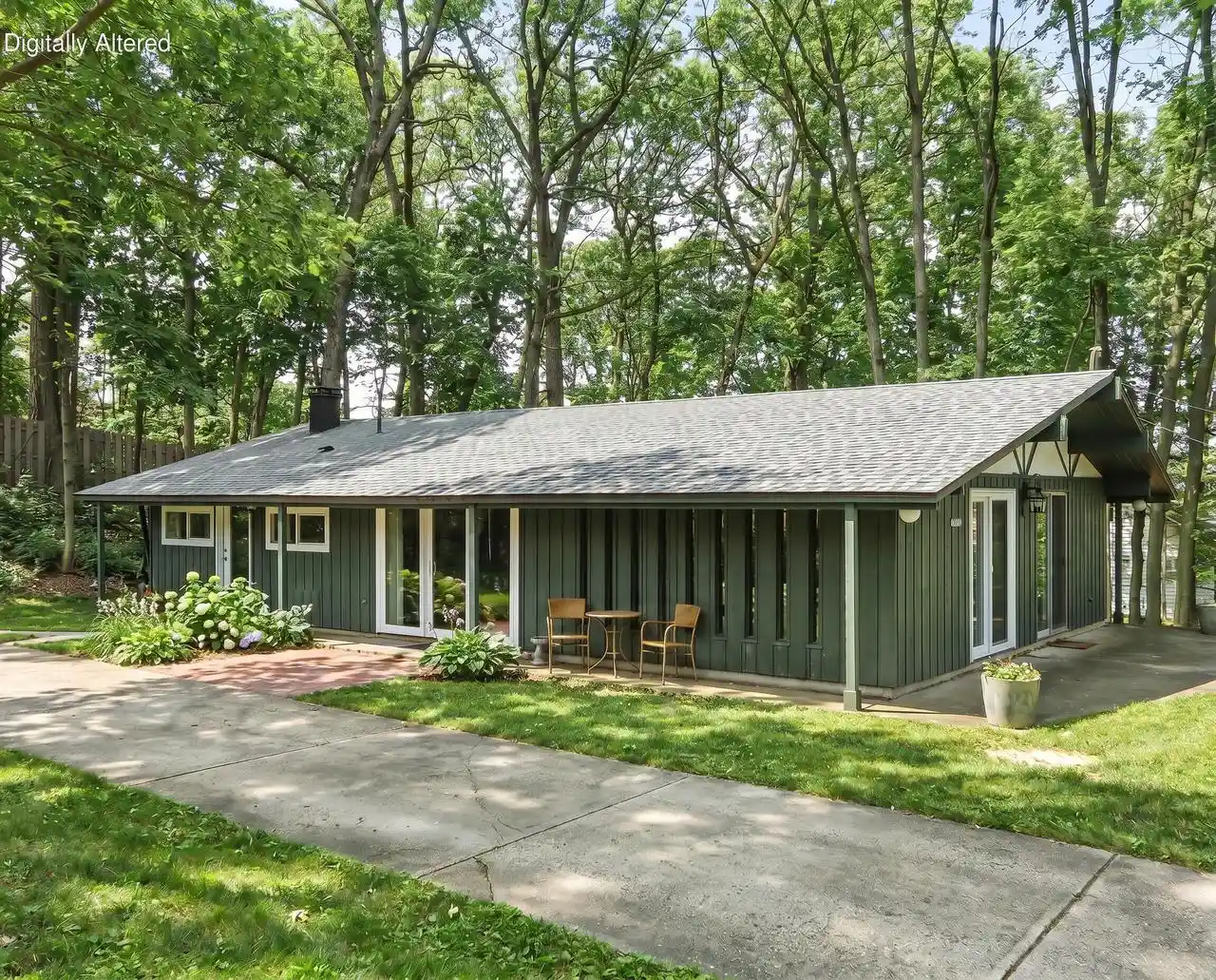 Homes for sale in Lake Geneva, WI | N1801 Birch Dr Dr, Lake Geneva, WI 53147 | MLS# 1953326