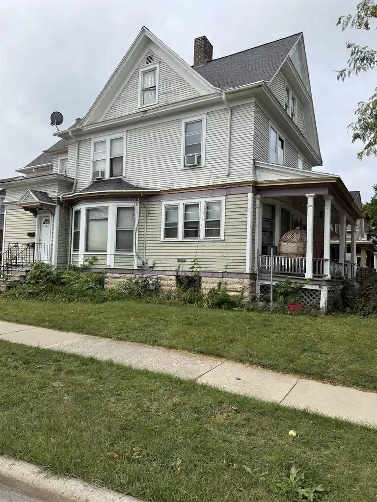 Homes for sale in Fond Du Lac, WI | 140 W 4th Street Street, Fond Du Lac, WI 54935 | MLS# 50322122