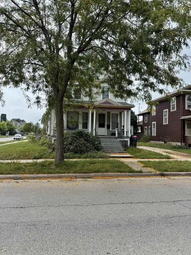 Homes for sale in Fond Du Lac, WI | 140 W 4th Street Street, Fond Du Lac, WI 54935 | MLS# 50322122
