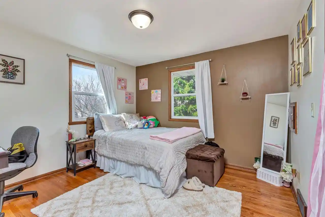 5th image of 932 Vine Street Street, Oshkosh, WI 54901 | MLS# 50322193
