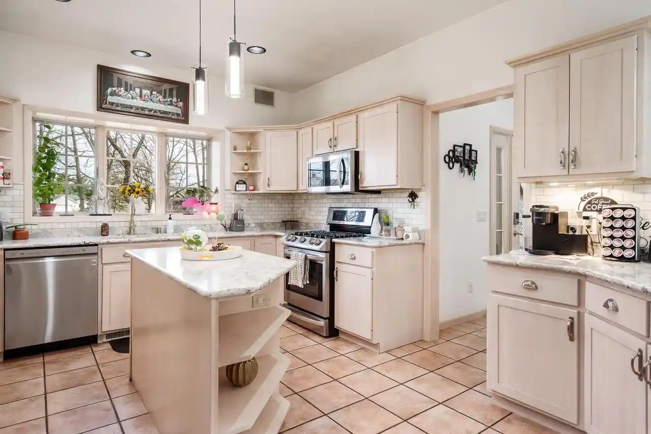 3rd image of 4455 Pheasant Run Run, Janesville, WI 53546 | MLS# 2018437