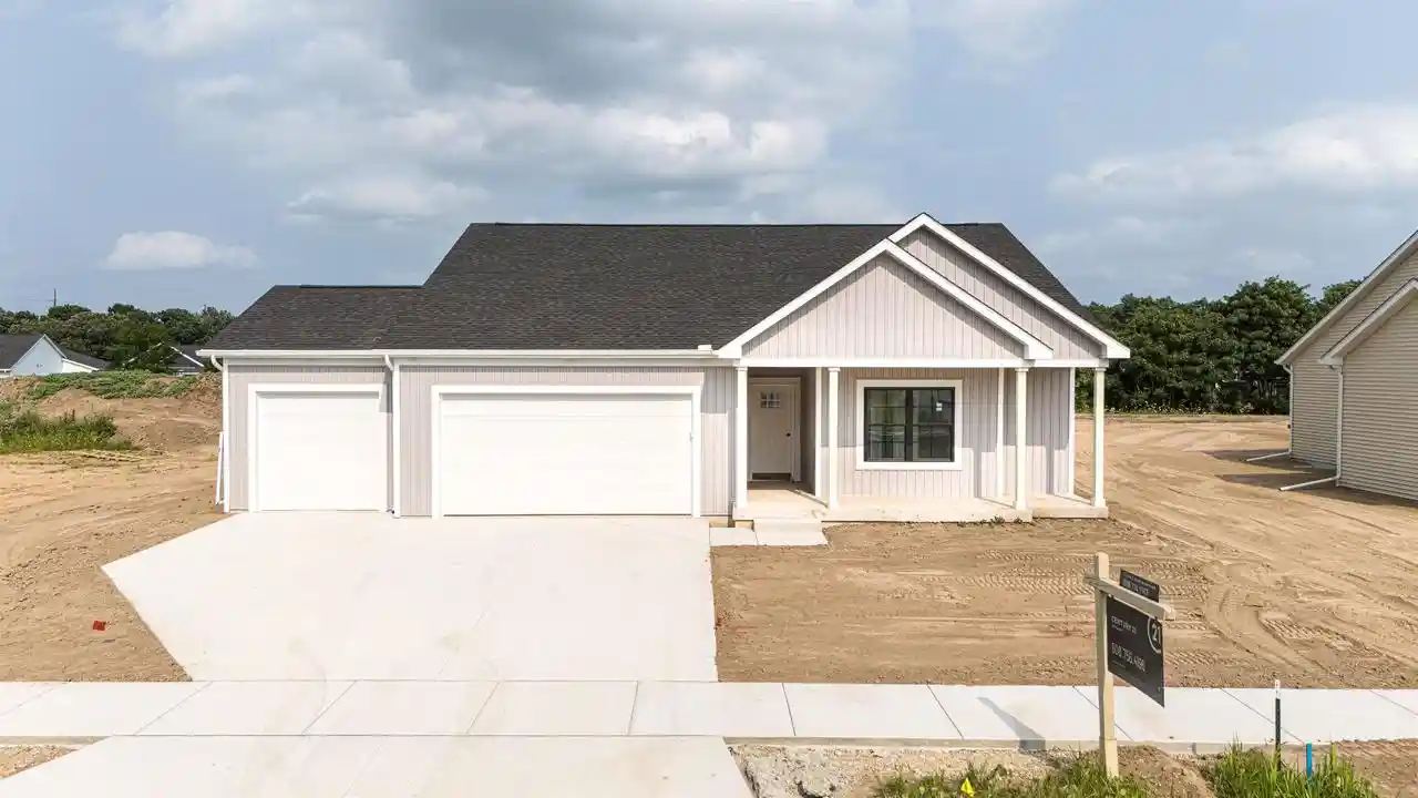 1st image of 3822 N Woodbury Lane Lane, Janesville, WI 53545 | MLS# 2018653