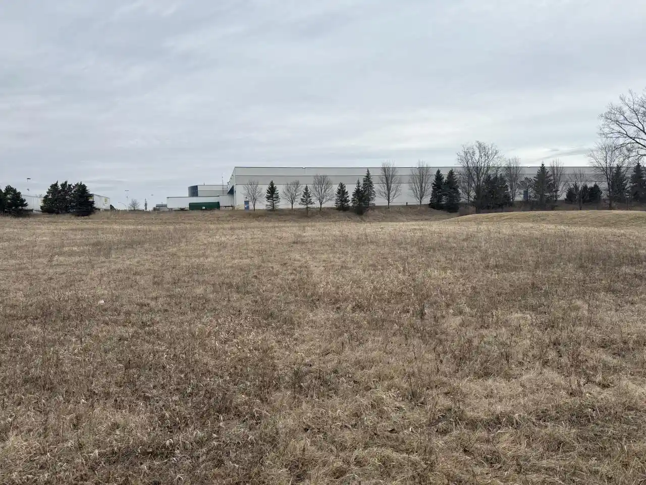 image of 5660 W Oakwood Road Road, Franklin, WI 53132 | MLS# 1954418