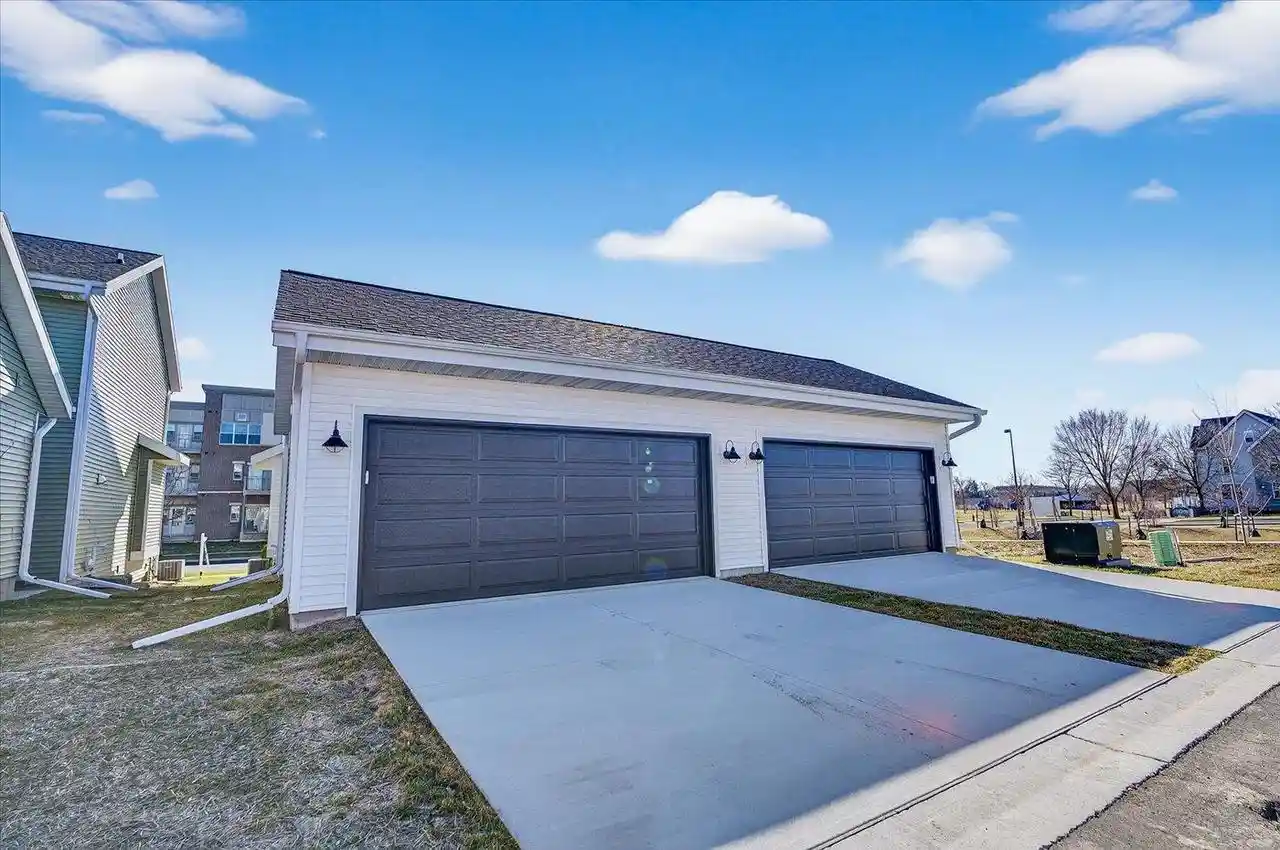 67th image of 2809 Crinkle Root Dr Dr, Fitchburg, WI 53711 | MLS# 2018902