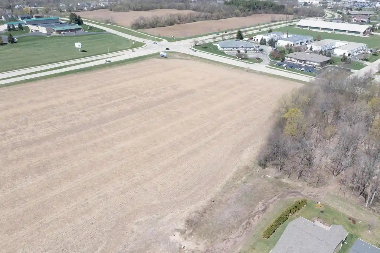 Photo 2 of Land for sale at 1103 S Edwards Boulevard Boulevard, Lake Geneva, WI 53147 | MLS# 1954640 | Listing updated on 2026-08-24