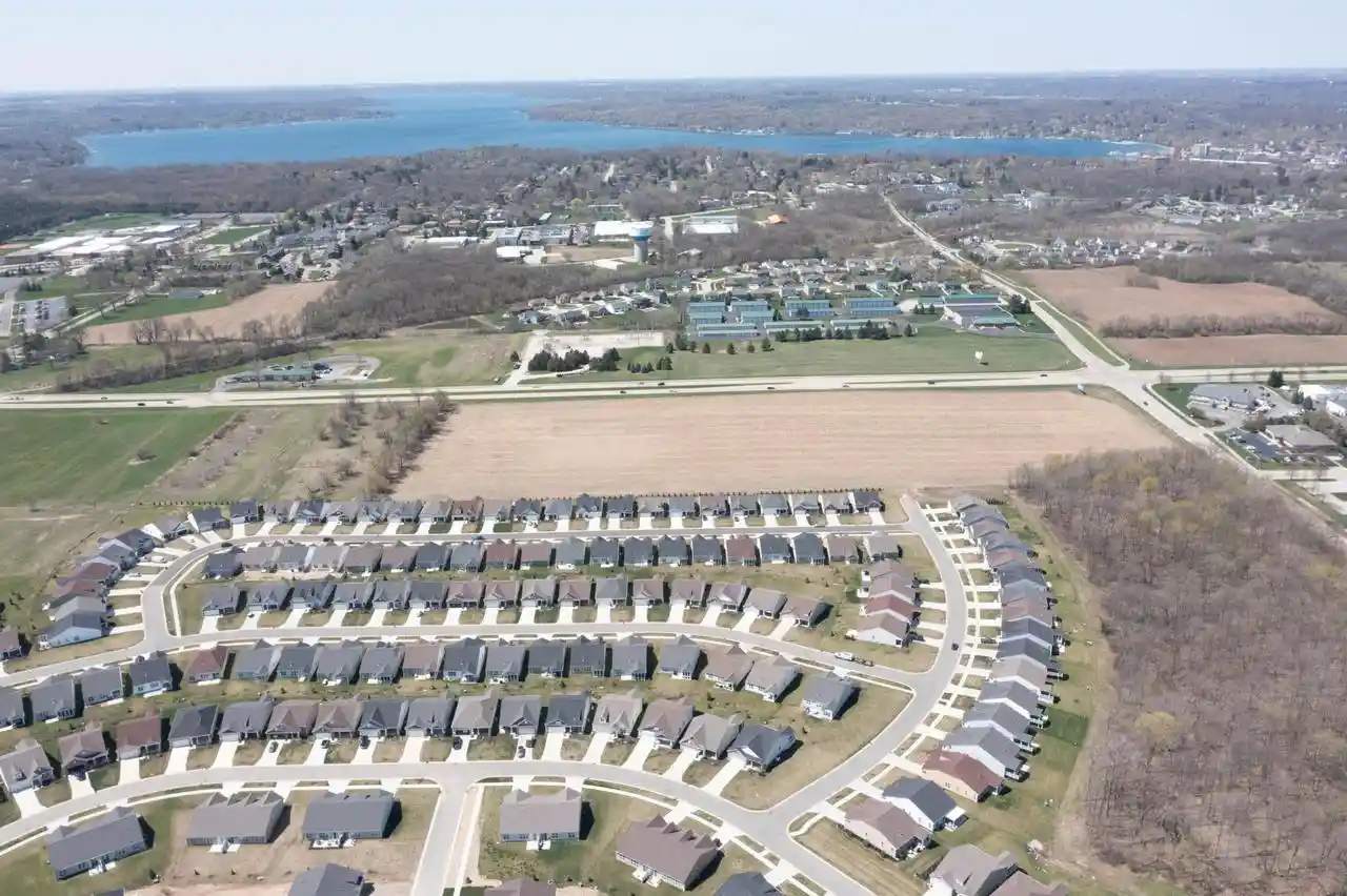 Photo 4 of Land for sale at 1103 S Edwards Boulevard Boulevard, Lake Geneva, WI 53147 | MLS# 1954640 | Listing updated on 2026-08-24