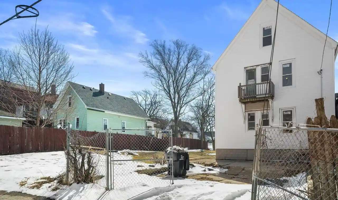 Homes for sale in Milwaukee, WI | 2628-2630 W Auer Ave Ave, Milwaukee, WI 53206