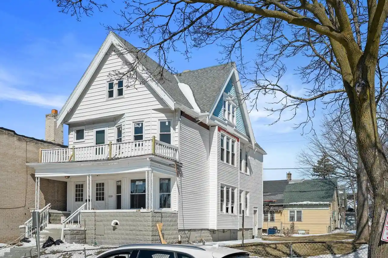 Homes for sale in Milwaukee, WI | 2628-2630 W Auer Ave Ave, Milwaukee, WI 53206