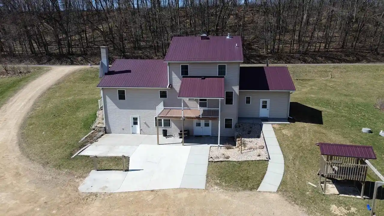 Homes for sale in Loganville, WI | S6720 Eli Valley Road Road, Loganville, WI 53943 | MLS# 2018973