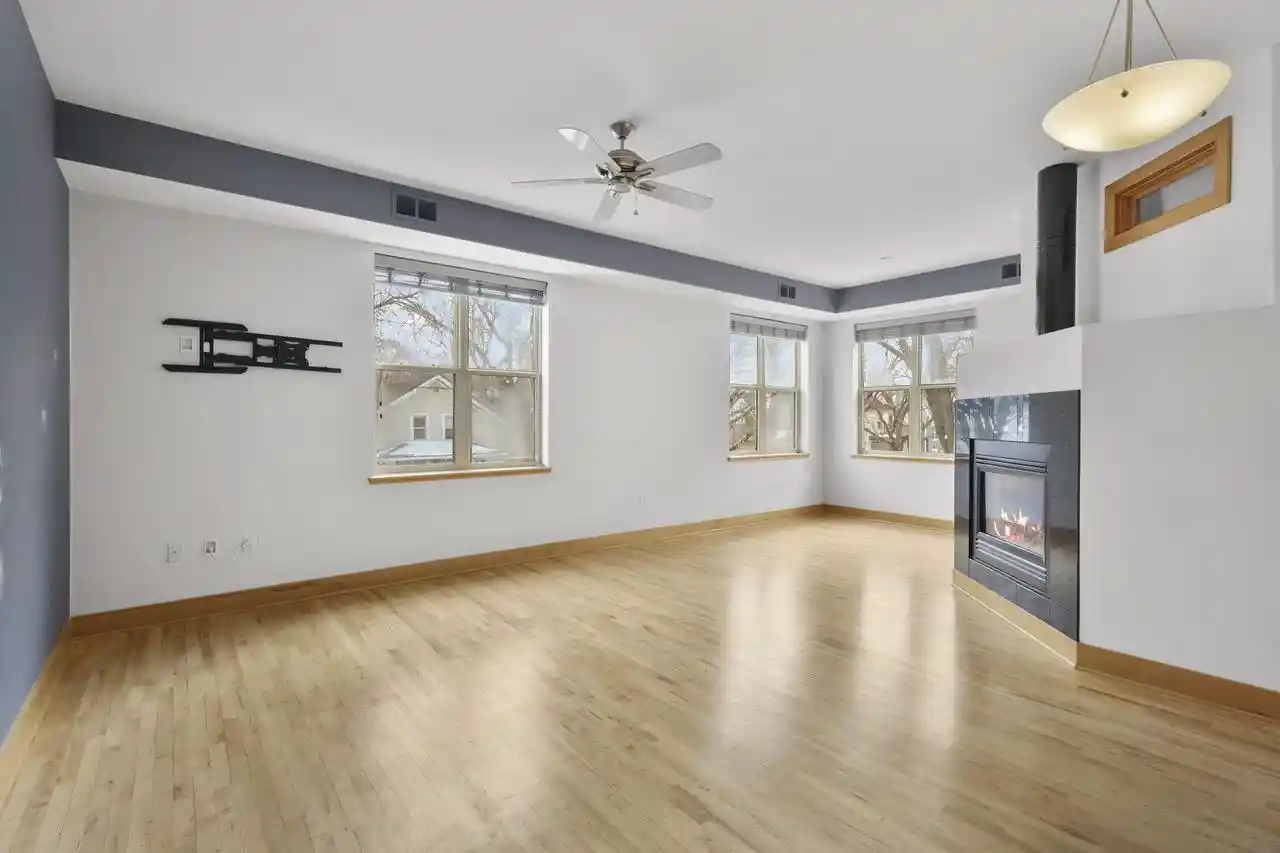 image of 1150 Williamson St St, Madison, WI 53703