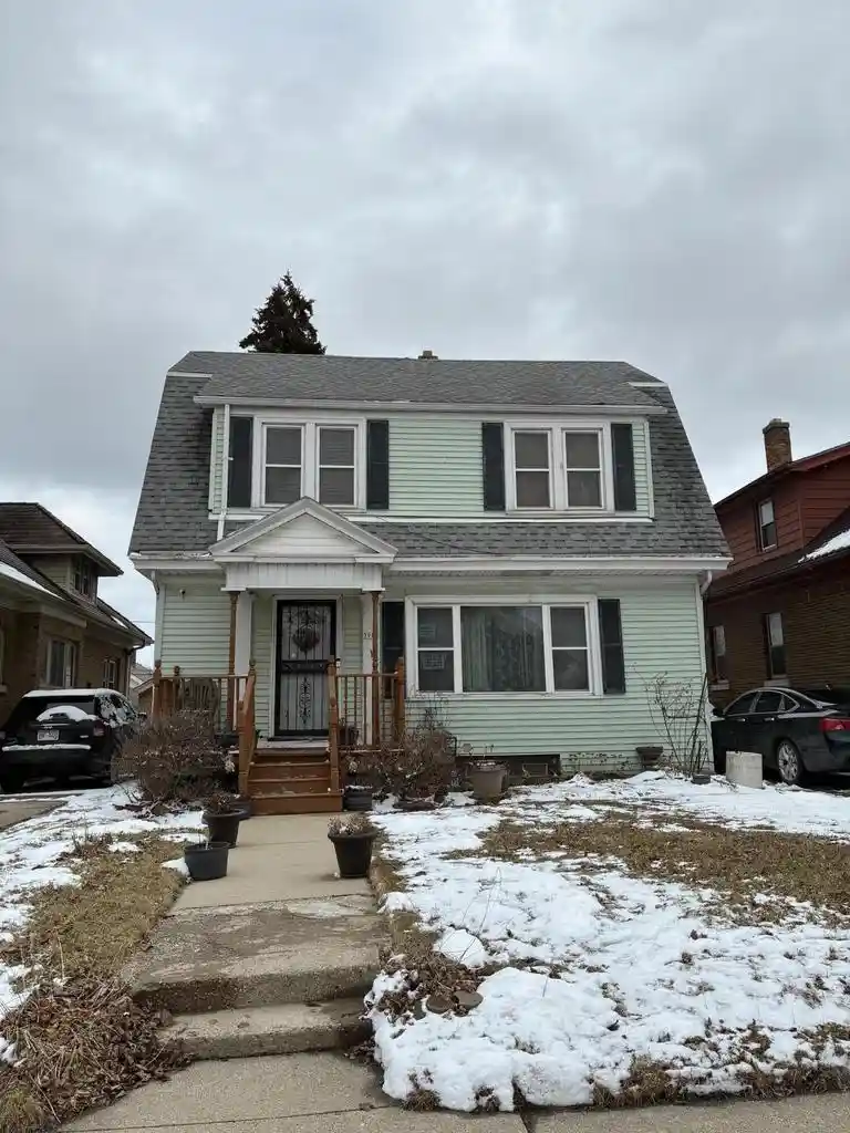 Homes for sale in Milwaukee, WI | 3914 North 16 Street North Street North, Milwaukee, WI 53206 | MLS# 1954784