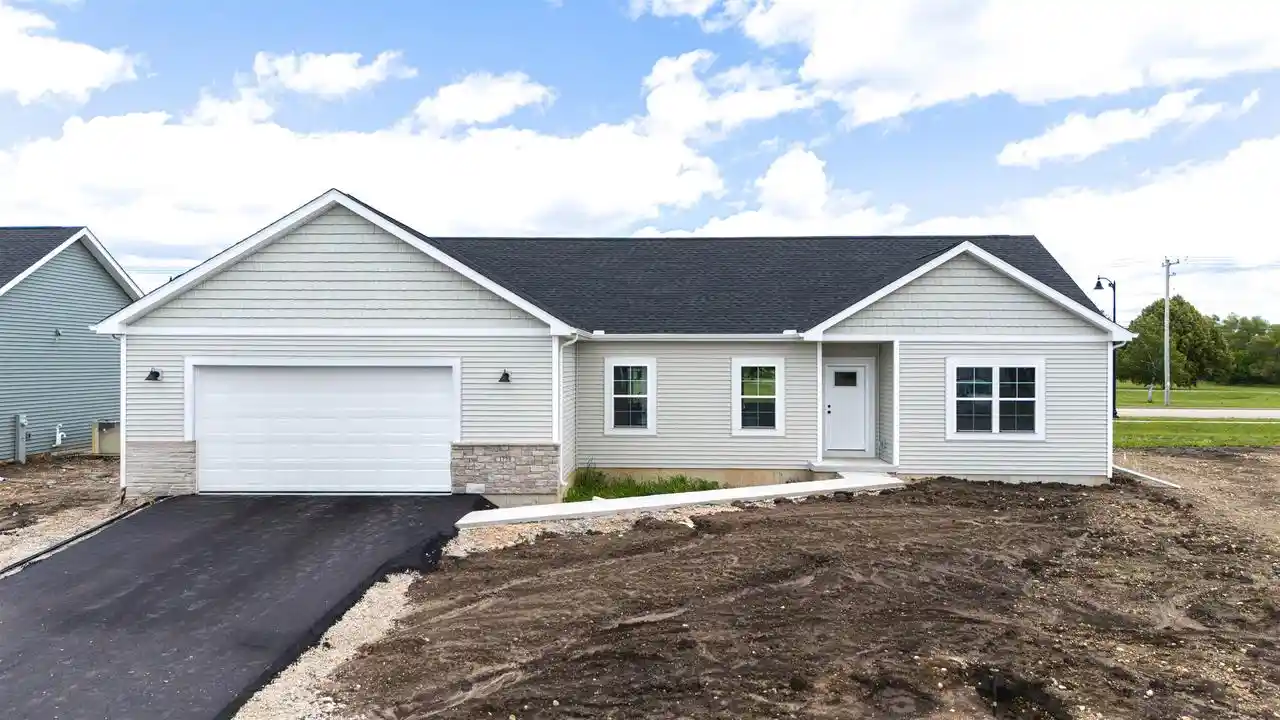 Homes for sale in Beloit, WI | 1738 E Kyle Circle Circle, Beloit, WI 53511 | MLS# 2019057