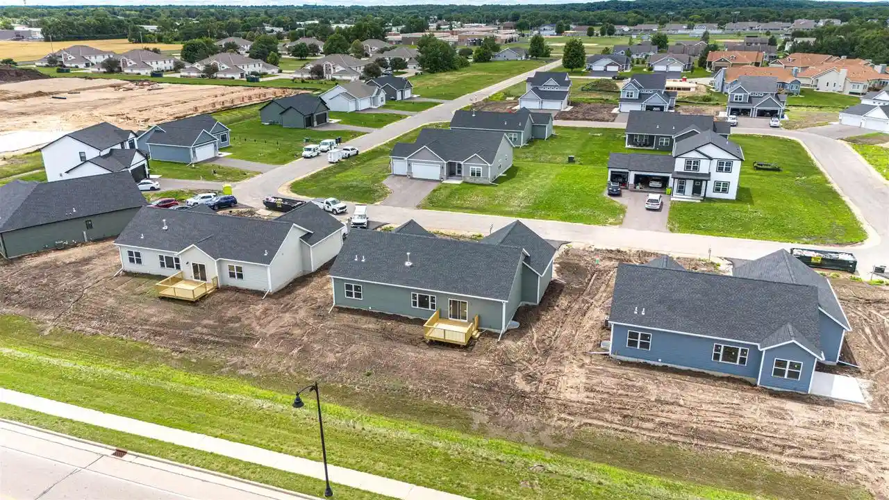 Homes for sale in Beloit, WI | 1744 E Kyle Circle Circle, Beloit, WI 53511 | MLS# 2019064