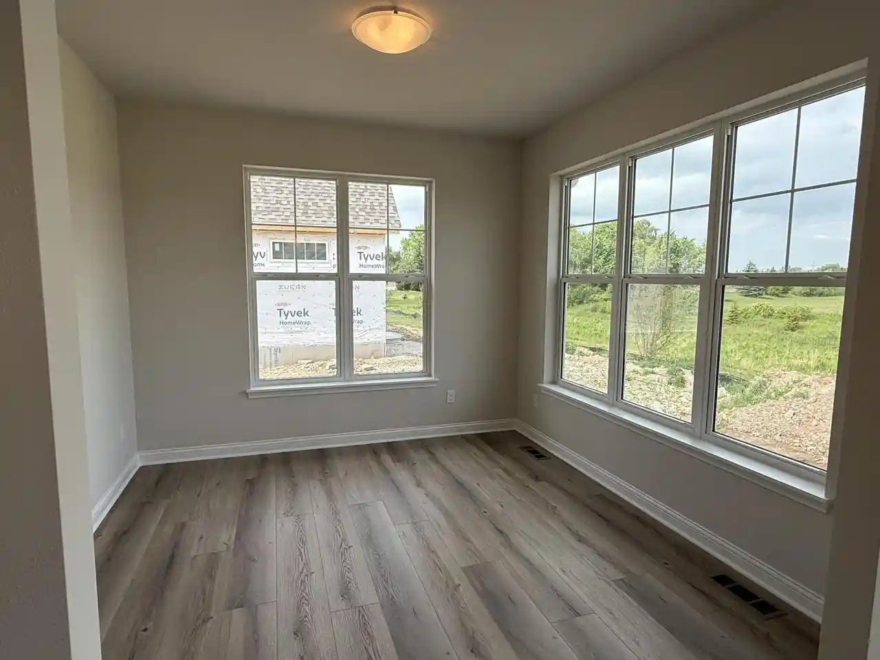 Homes for sale in Menomonee Falls, WI | W214N4932 Casey Court Court, Menomonee Falls, WI 53051 | MLS# 1954861