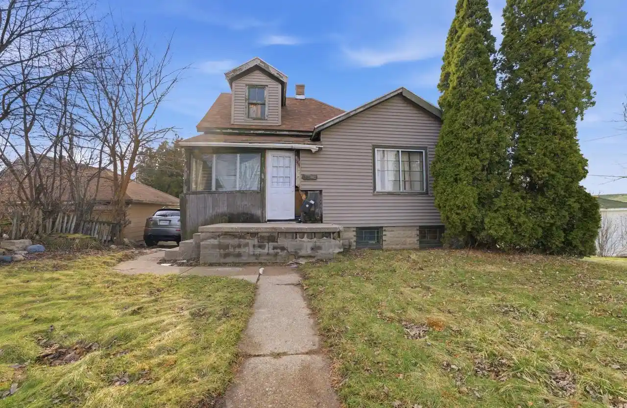 Homes for sale in Milwaukee, WI | 4187 N 20th Street Street, Milwaukee, WI 53209 | MLS# 1954897