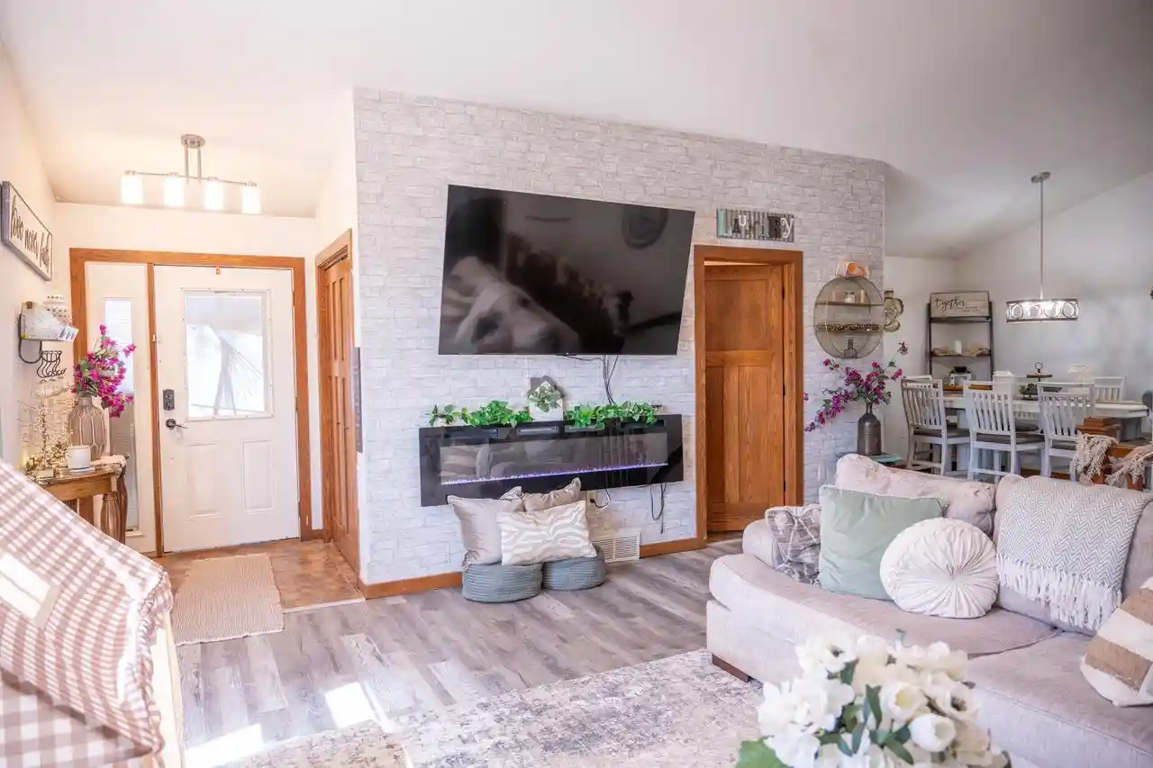 Homes for sale in Sparta, WI | 901-903 Boldon Avenue Avenue, Sparta, WI 54656 | MLS# 2019126