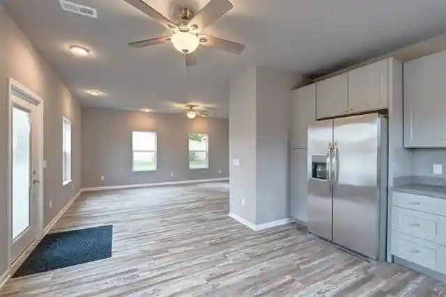 5th image of 632 W Delavan Dr Dr, Janesville, WI 53546 | MLS# 2019136