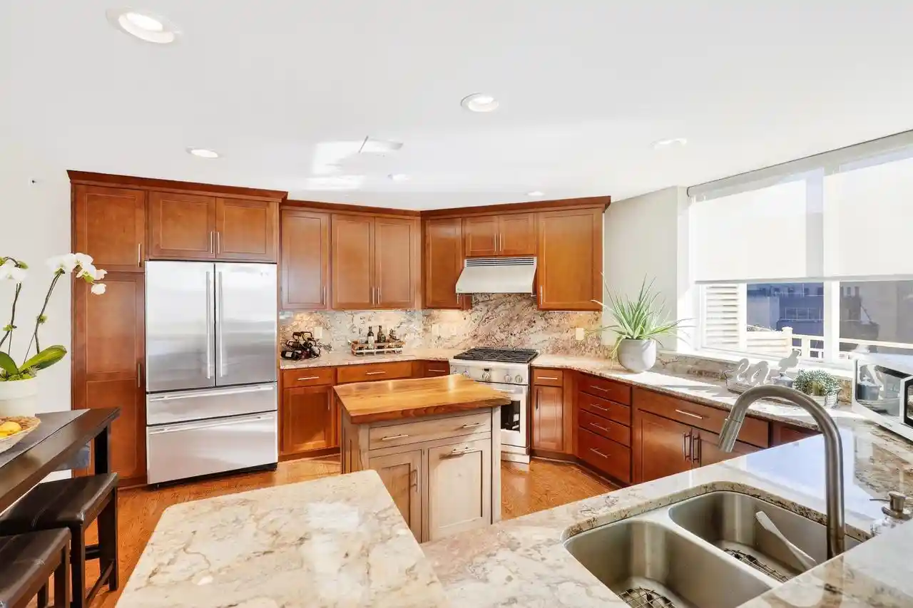 image of 333 W Mifflin St St, Madison, WI 53703