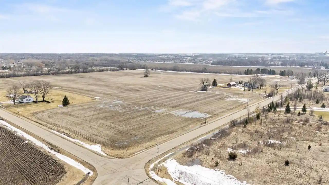 Homes for sale in Oshkosh, WI | 9Th Street Road Road, Oshkosh, WI 54906 | MLS# 50322656