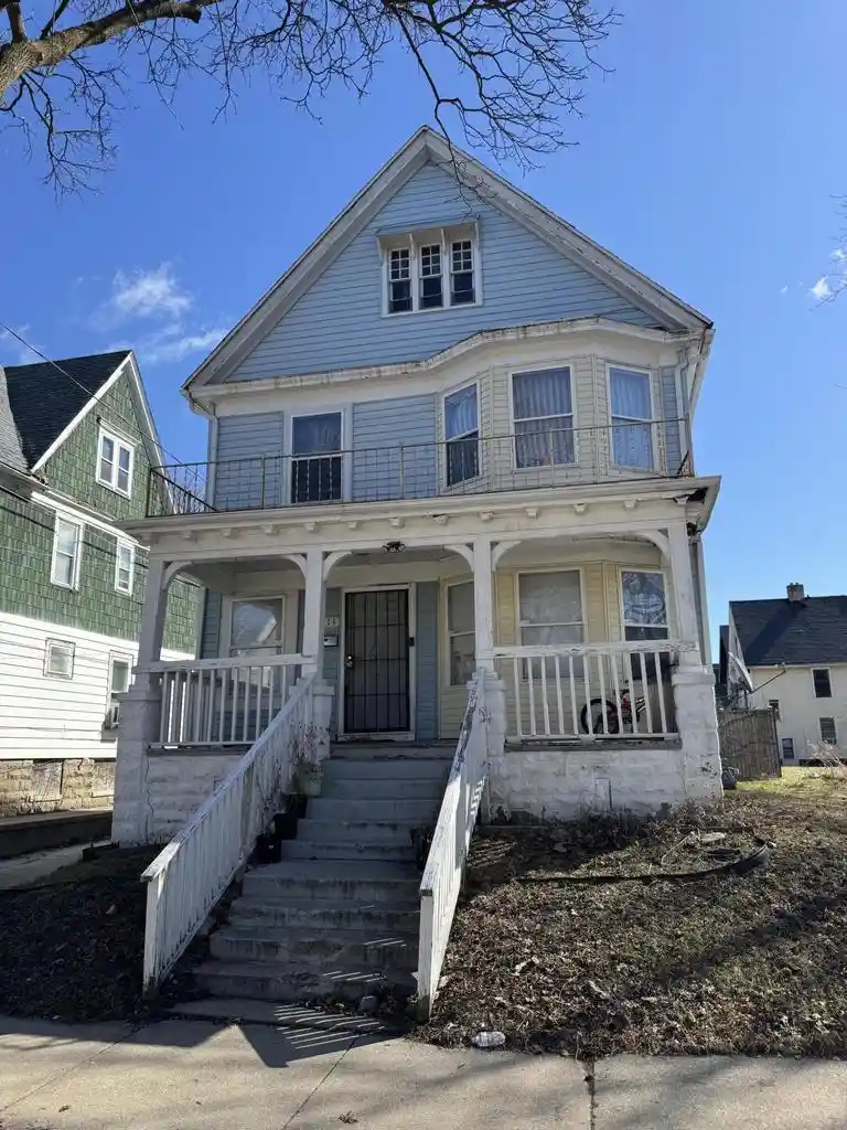 Homes for sale in Milwaukee, WI | 1114 N 25th Street Street, Milwaukee, WI 53233 | MLS# 1955097