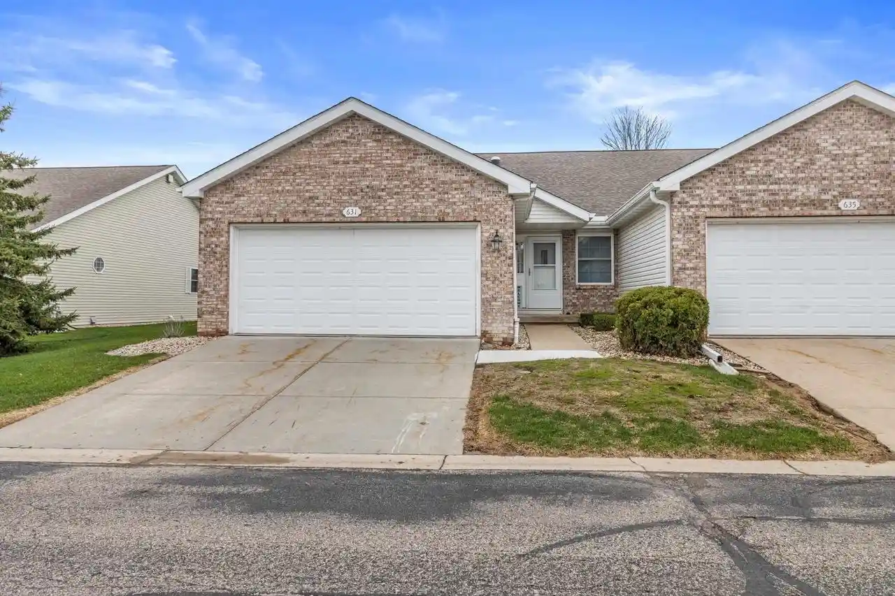 1st image of 631 Cardinal Way Way, Sun Prairie, WI 53590 | MLS# 2019224
