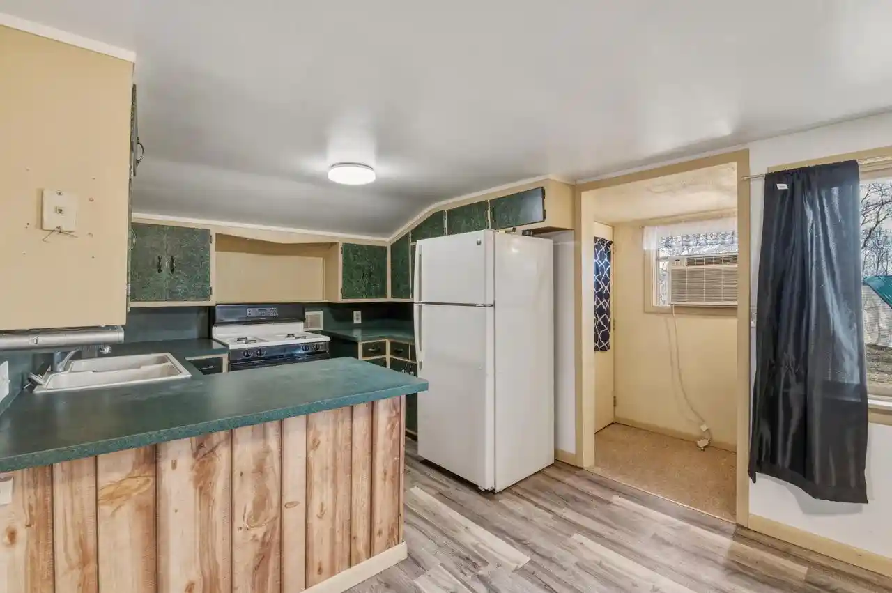 Homes for sale in De Pere, WI | 3450 Mid Valley Dr Dr, De Pere, WI 54115 | MLS# 50322674