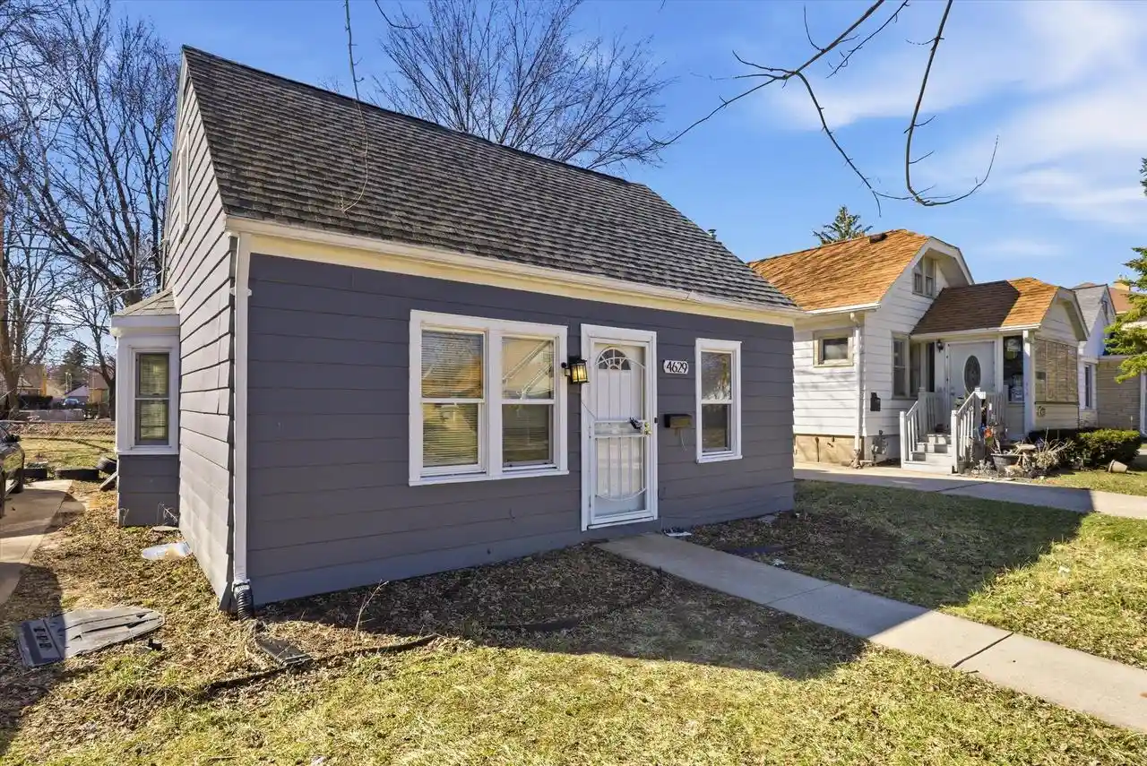 Homes for sale in Milwaukee, WI | 4629 N 49th Street Street, Milwaukee, WI 53218 | MLS# 1955153