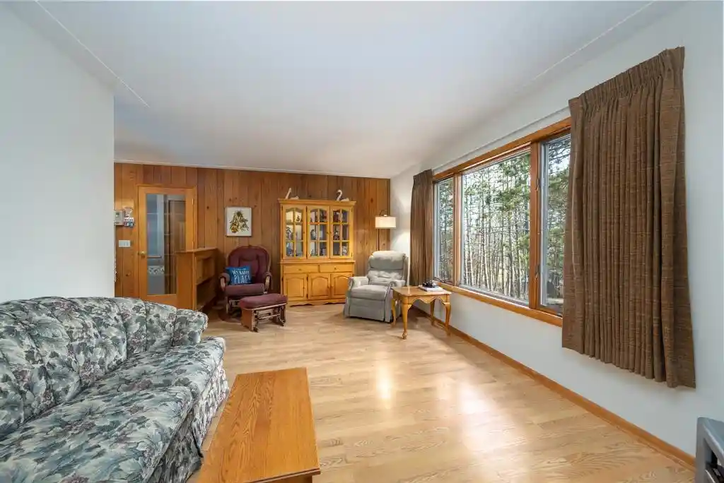 46th image of 917 Sunrise Beach Dr Dr, Amery, WI 54001 | MLS# 1599478