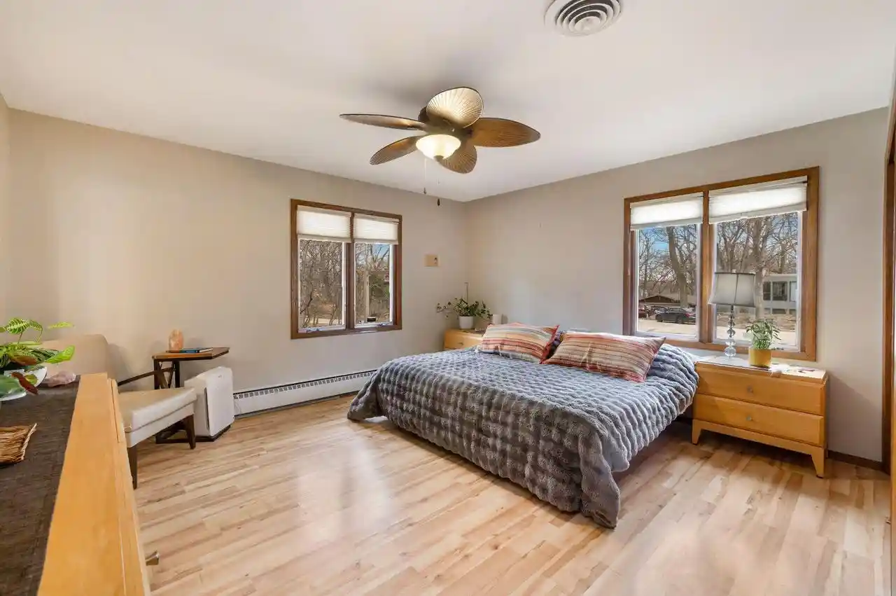 3rd image of 6644 Columbus Dr Dr, Middleton, WI 53562 | MLS# 1955406