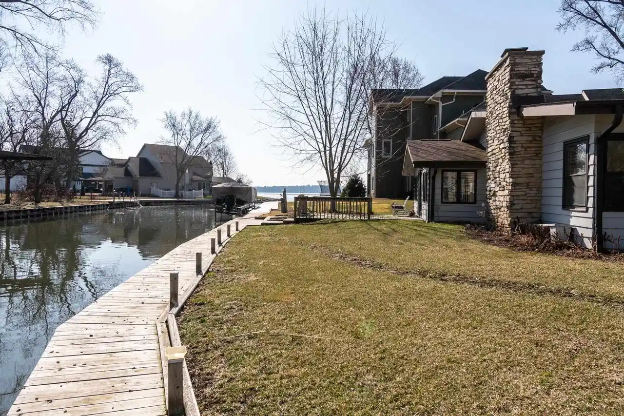 Homes for sale in Middleton, WI | 2809 Dewey Court Court, Middleton, WI 53562 | MLS# 2019384