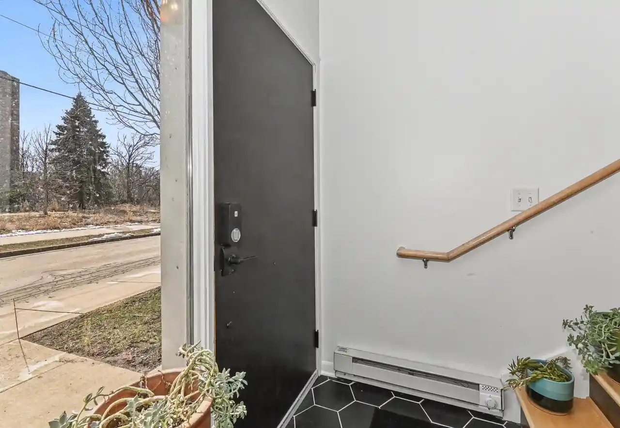 Homes for sale in Milwaukee, WI | 2175 N Riverboat Road Road, Milwaukee, WI 53212 | MLS# 1955497
