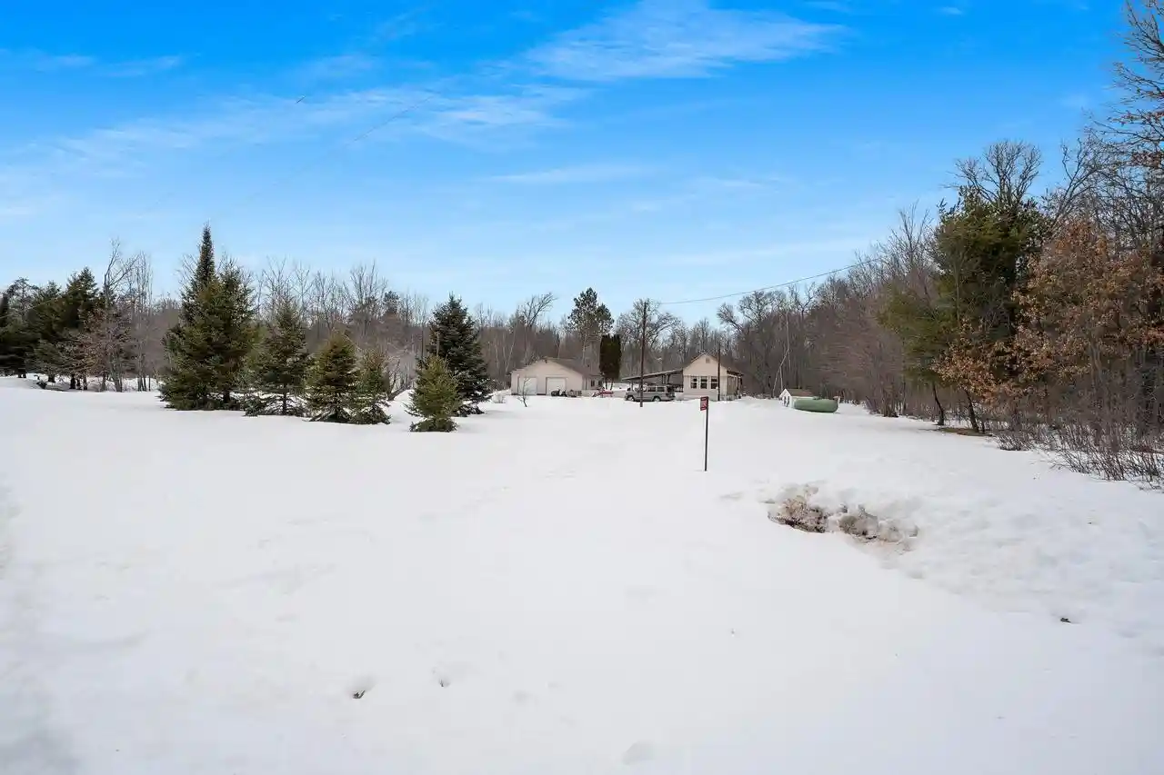 Homes for sale in Athelstane, WI | W10548 Newton Lane Lane, Athelstane, WI 54104 | MLS# 50322782