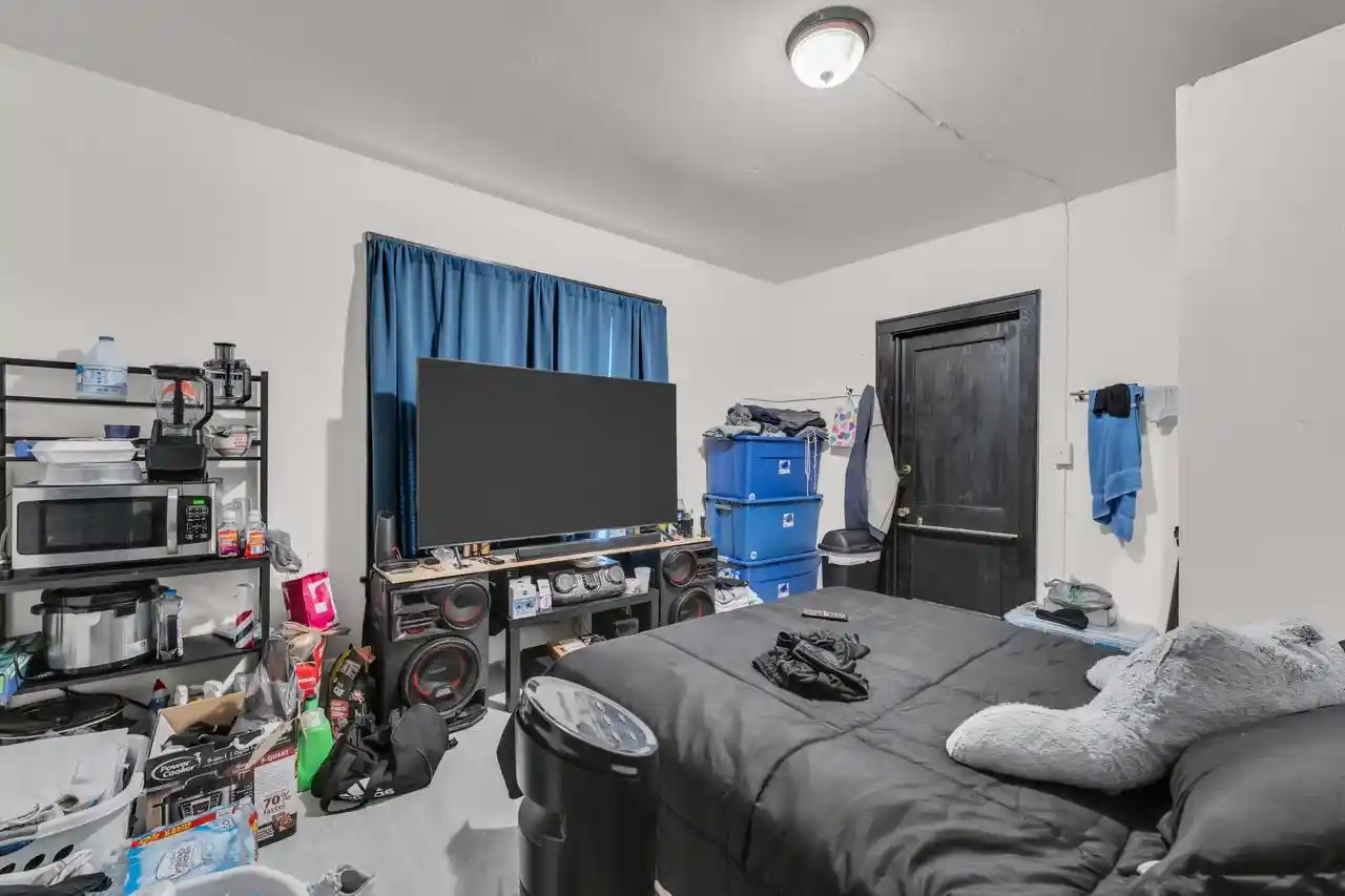 Homes for sale in Kenosha, WI | 6027 18Th Avenue Avenue, Kenosha, WI 53140 | MLS# 1955770