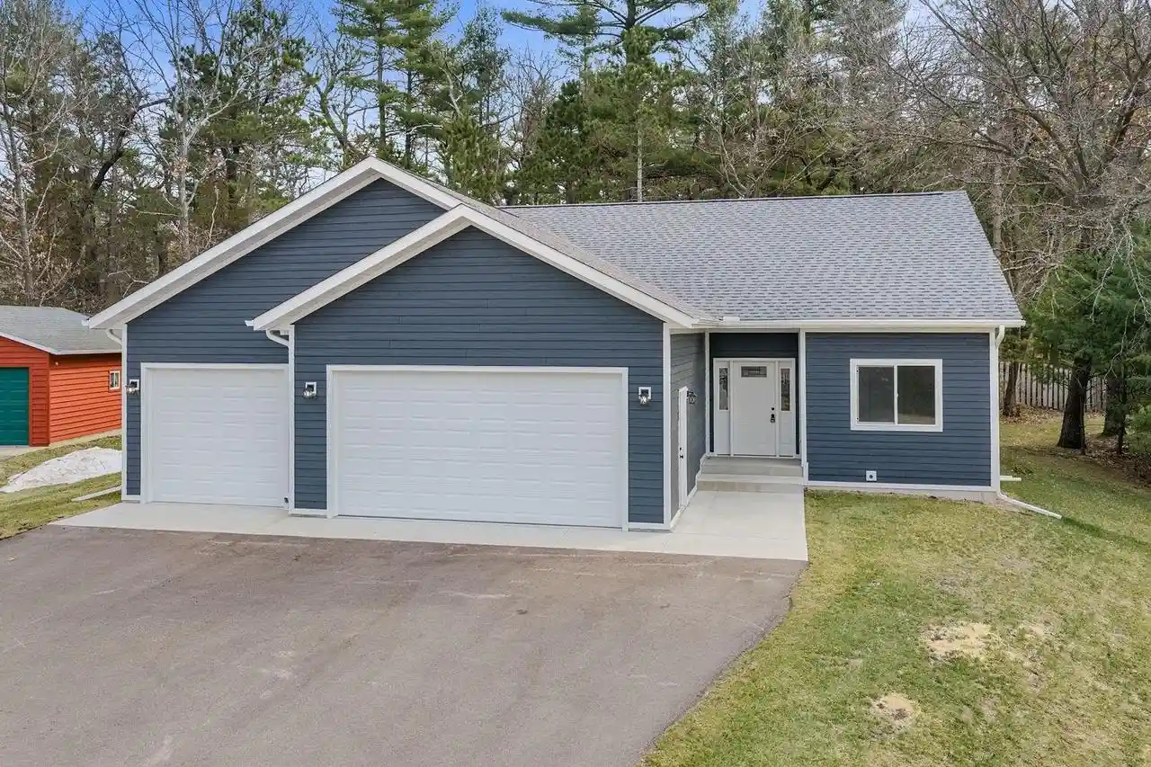 1st image of 1118 Grand Pines Circle Circle, Wisconsin Dells, WI 53965 | MLS# 2019536