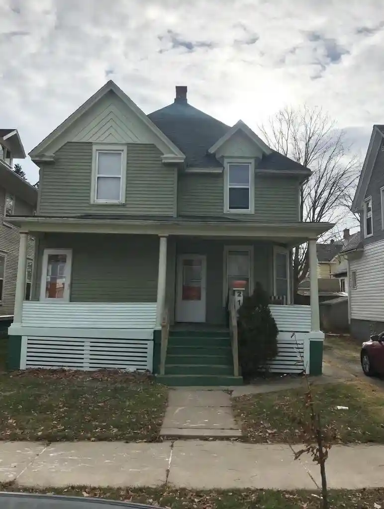 Homes for sale in Racine, WI | 2117 Slauson Avenue Avenue, Racine, WI 53403 | MLS# 1955783