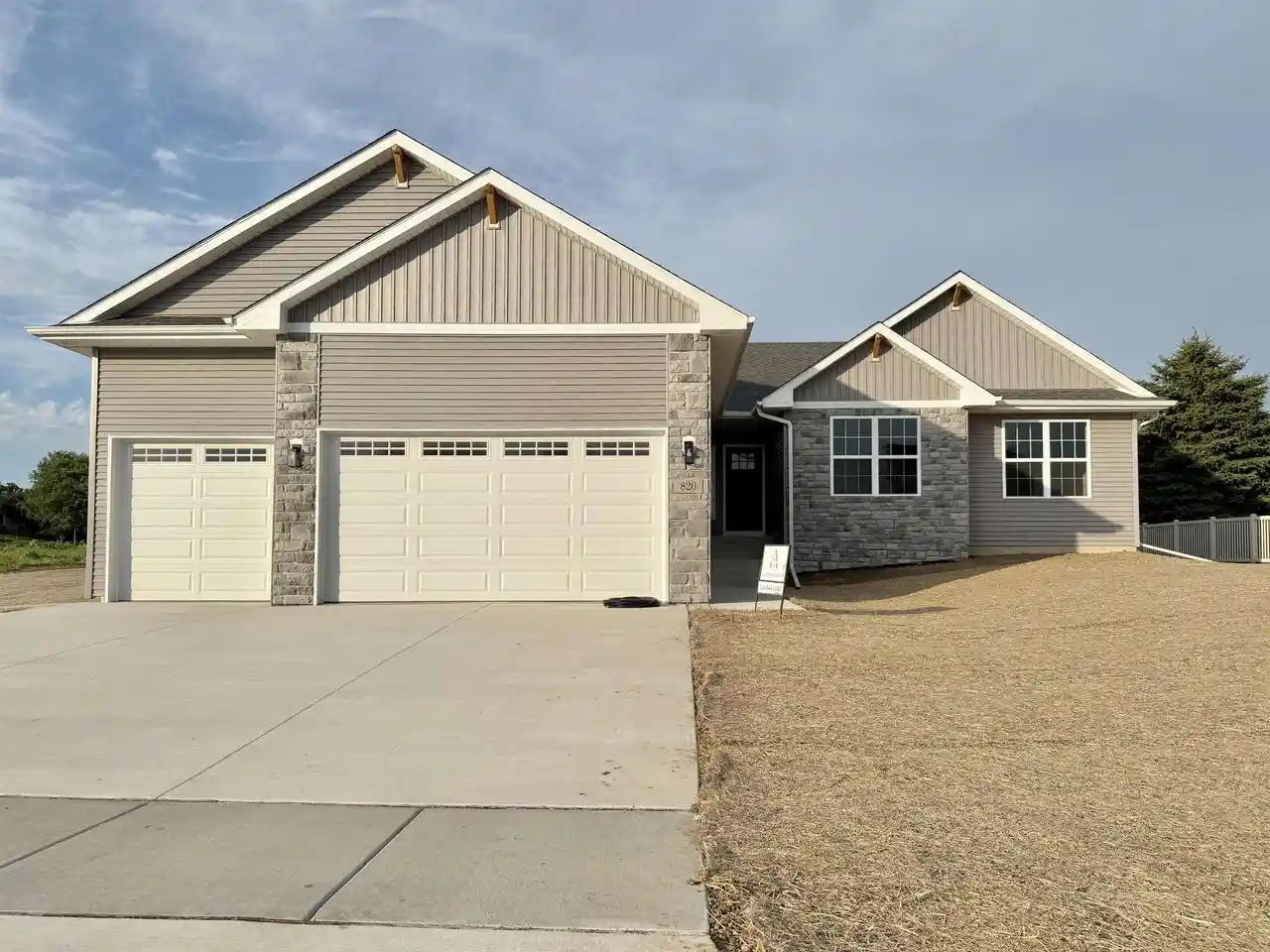 Homes for sale in Janesville, WI | 820 N Waveland Road Road, Janesville, WI 53548 | MLS# 2019682
