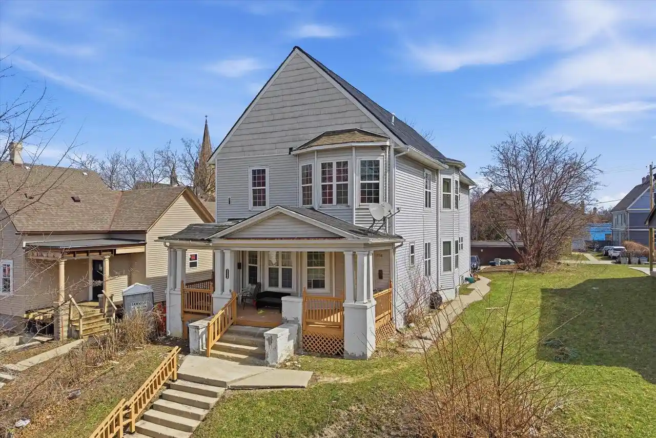 Homes for sale in Milwaukee, WI | 2338 N Dr William Finlayson Street Street #2340, Milwaukee, WI 53212 | MLS# 1956073