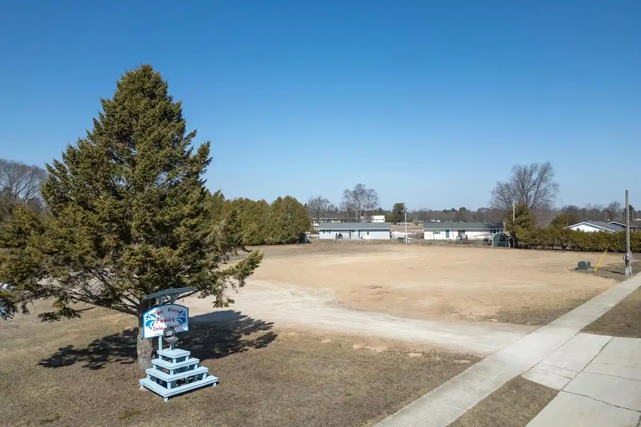 Homes for sale in Two Rivers, WI | 3612 Bellevue Pl Pl, Two Rivers, WI 54241 | MLS# 1956131