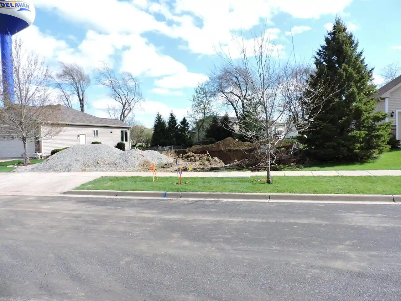 Photo 2 of Single family home for sale at 1508 Tamarack Street Street, Delavan, WI 53115 | MLS# 1956143 | Listing updated on 2026-07-29
