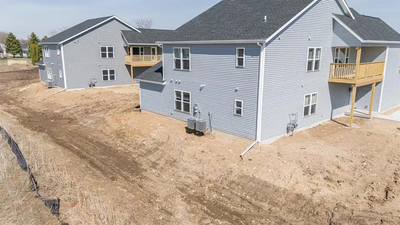Homes for sale in Beloit, WI | 1822 1824 W Kyle Circle Circle, Beloit, WI 53511 | MLS# 2019776