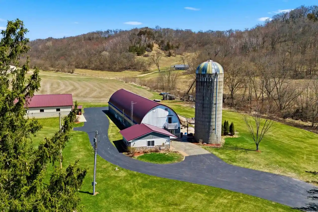 Homes for sale in Spring Green, WI | S11232 Wilson Creek Road Road, Spring Green, WI 53588 | MLS# 2019874