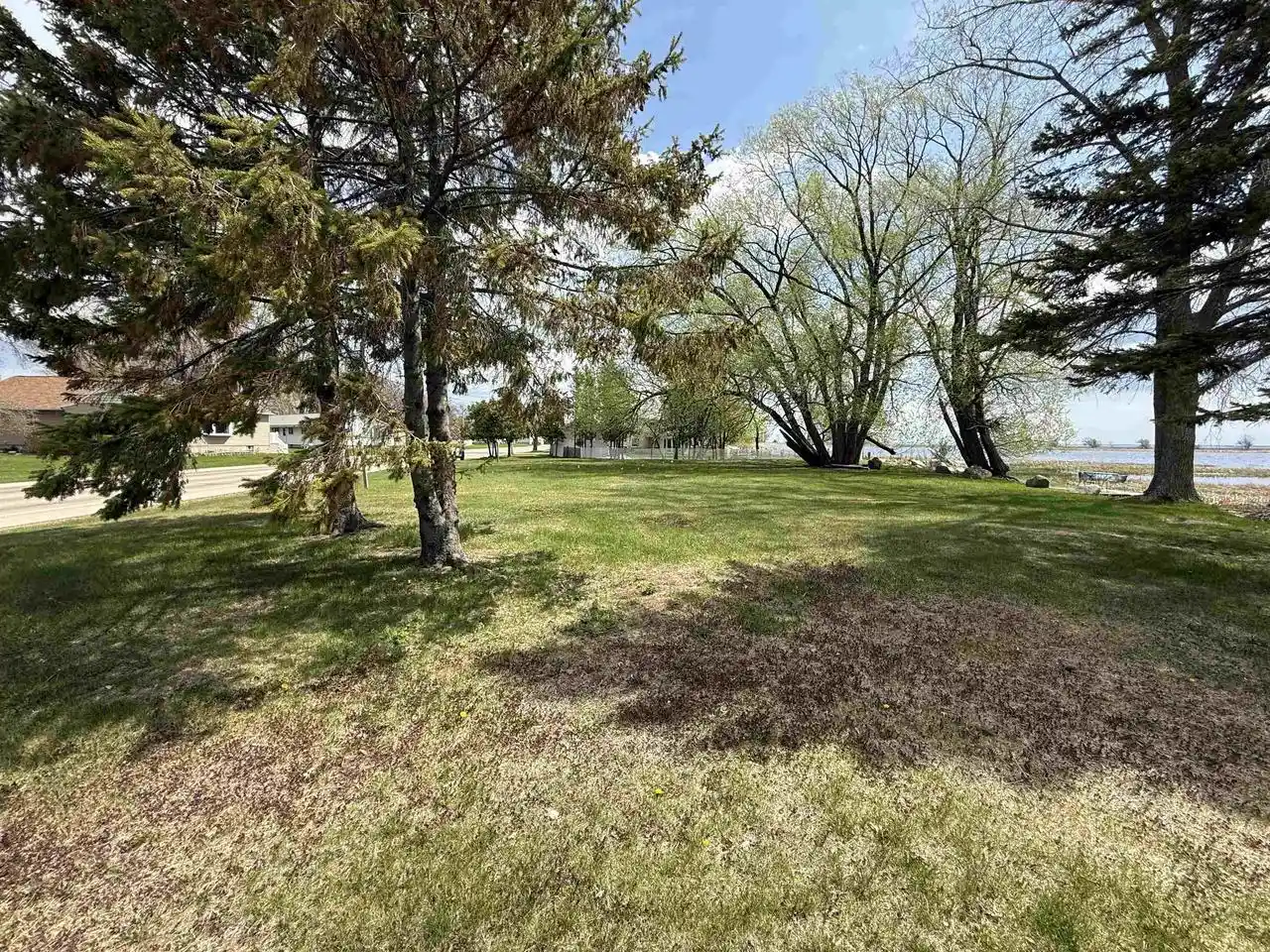 Homes for sale in Marinette, WI | 141 W Bayshore Street Street, Marinette, WI 54143 | MLS# 50323115