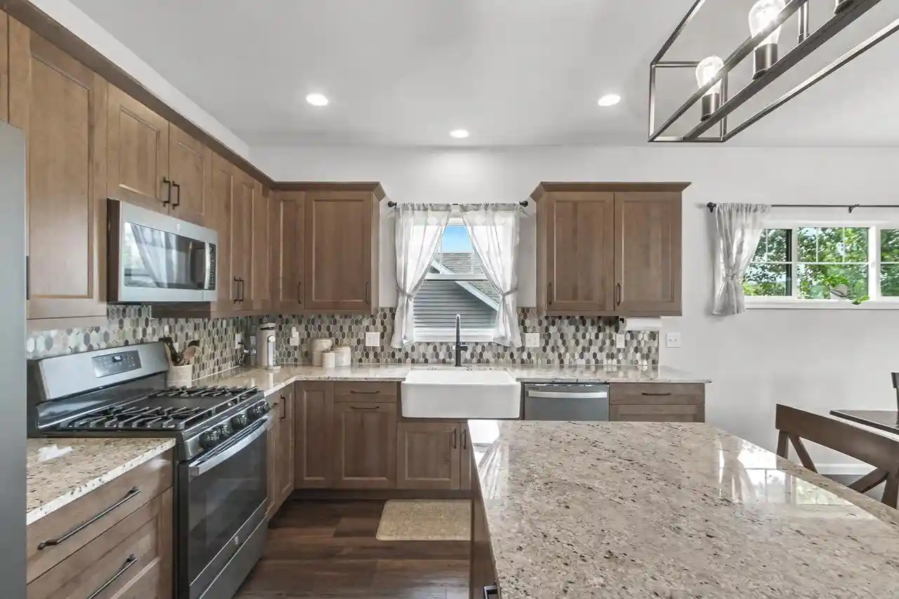 2nd image of 107 Cobblestone Dr Dr, Lodi, WI 53555 | MLS# 2019920